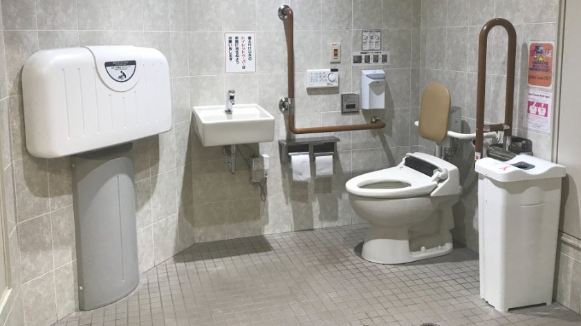 Accessible toilet at Ryogoku Kokugikan