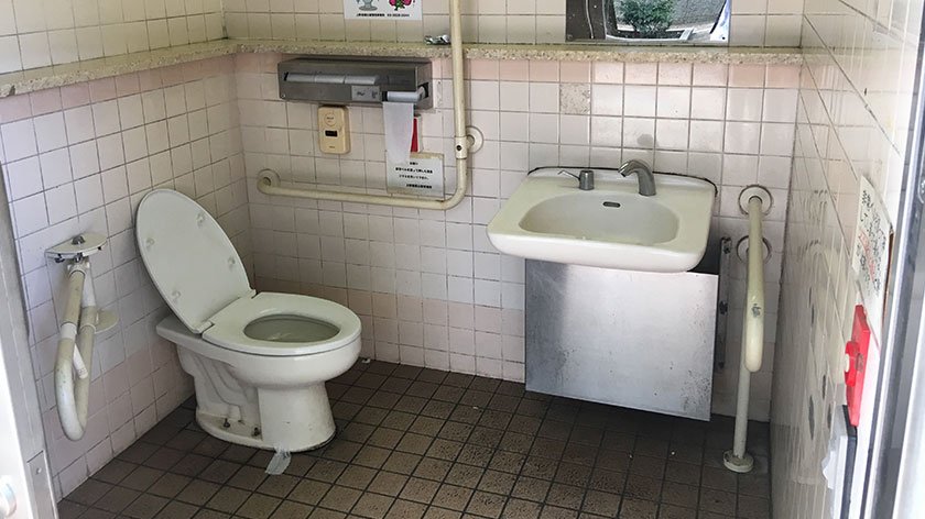 Ueno Park wheelchair accessible toilet