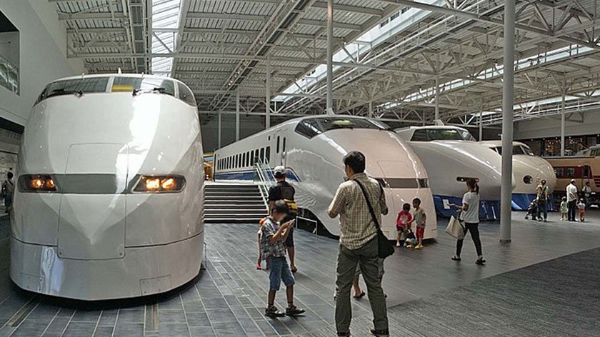 SCMAGLEV and Railway Park - Inside