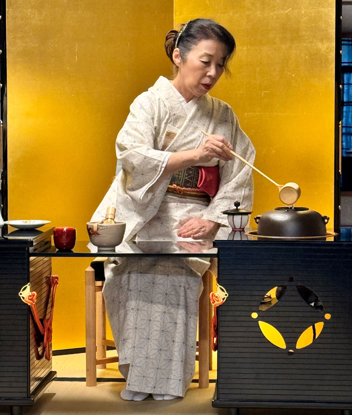 Traditional Tea Ceremony Instructor Kyoto